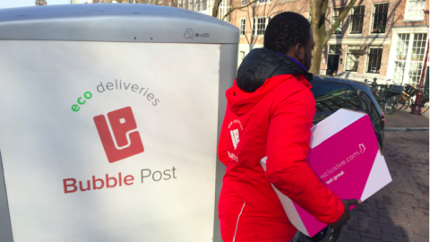 Vente-Exclusive.com en Bubble Post werken samen aan schone stadsdistributie
