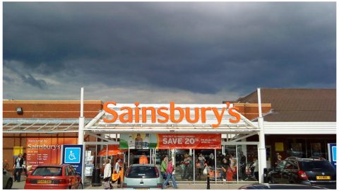 Sainsbury’s wil Amazon aftroeven met bezorging binnen het uur