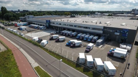 Albert Heijn breidt online dc uit: 25.000 bestellingen per week