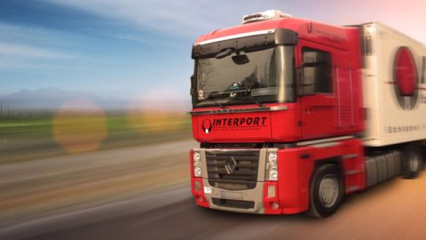 Van Duuren Districenters lijft Interport in