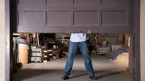 In zes stappen naar veiliger alleen werken