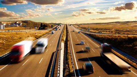 Transportsector kent grote omzetdaling in 2016