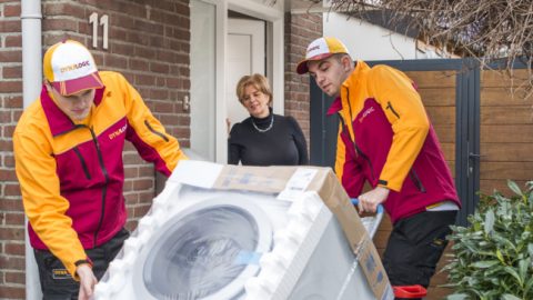 Dynalogic laat steken vallen door ’tsunami aan e-commerce orders’