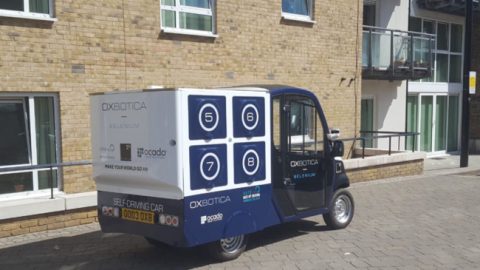 Supermarkt Ocado test bezorging met zelfrijdende busjes