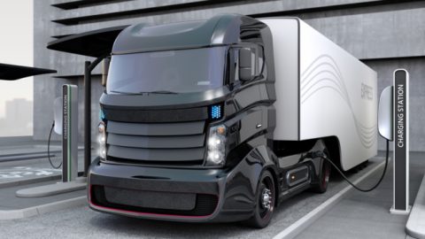 Grote bedrijven ondertekenen initiatief: elektrisch rijden voortaan de norm