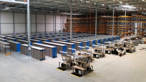 Holland Storage Solutions verzorgt magazijninrichting nieuw dc Dentsply Sirona