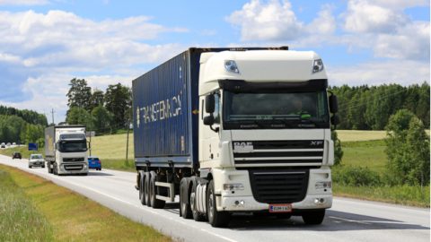 Daimler gelooft niet meer in platooning