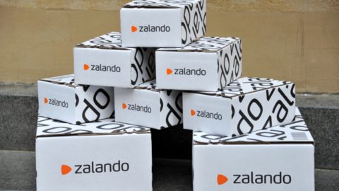 Zalando gaat toch geld vragen voor bezorging