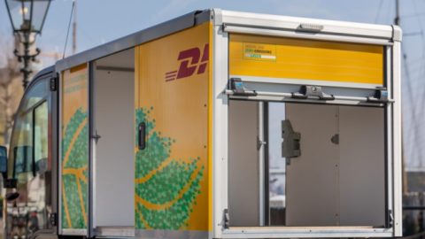 DHL Parcel bezorgt in binnensteden met elektrische bus