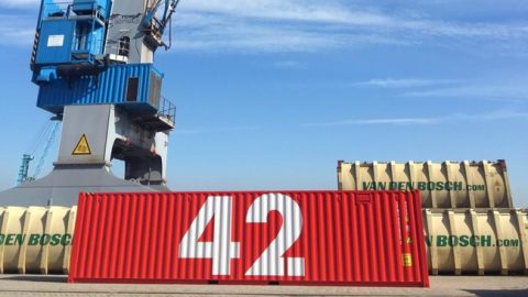 Rotterdam stuurt container op wereldreis om data te verzamelen