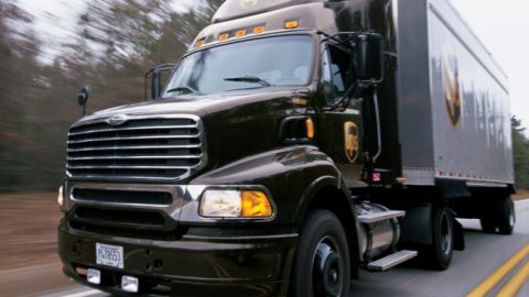 UPS investeert in zelfrijdend transport