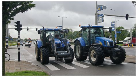 Boeren voeren toch actie bij distributiecentra
