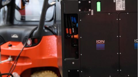 Linde Material Handling biedt meer variatie in lithium-ion batterijen
