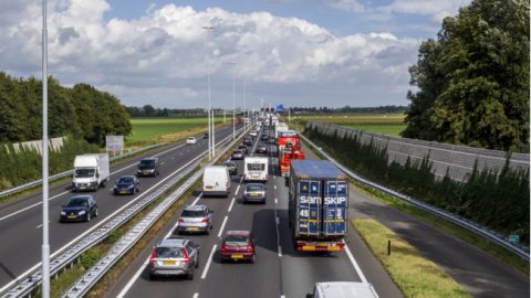 Minder goederenvervoer over de weg in coronajaar