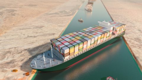 Containerschip Suezkanaal deels los, maar voorkant nog ‘muurvast in de klei’