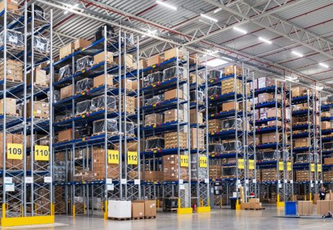 Logistiekprofs_magazijn_dachser_opslag