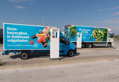Albert Heijn opent nieuw laadplein in Pijnacker